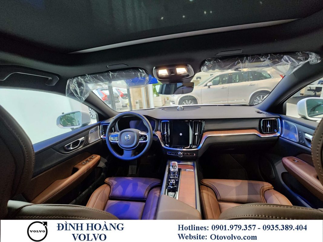 Đánh giá Volvo V60 Cross Ultimate