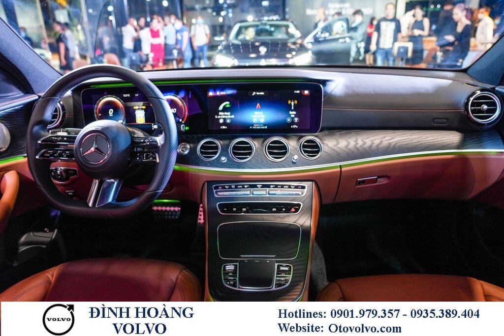 So sánh Volvo S90 và Mercedes E 300 AMG 2023