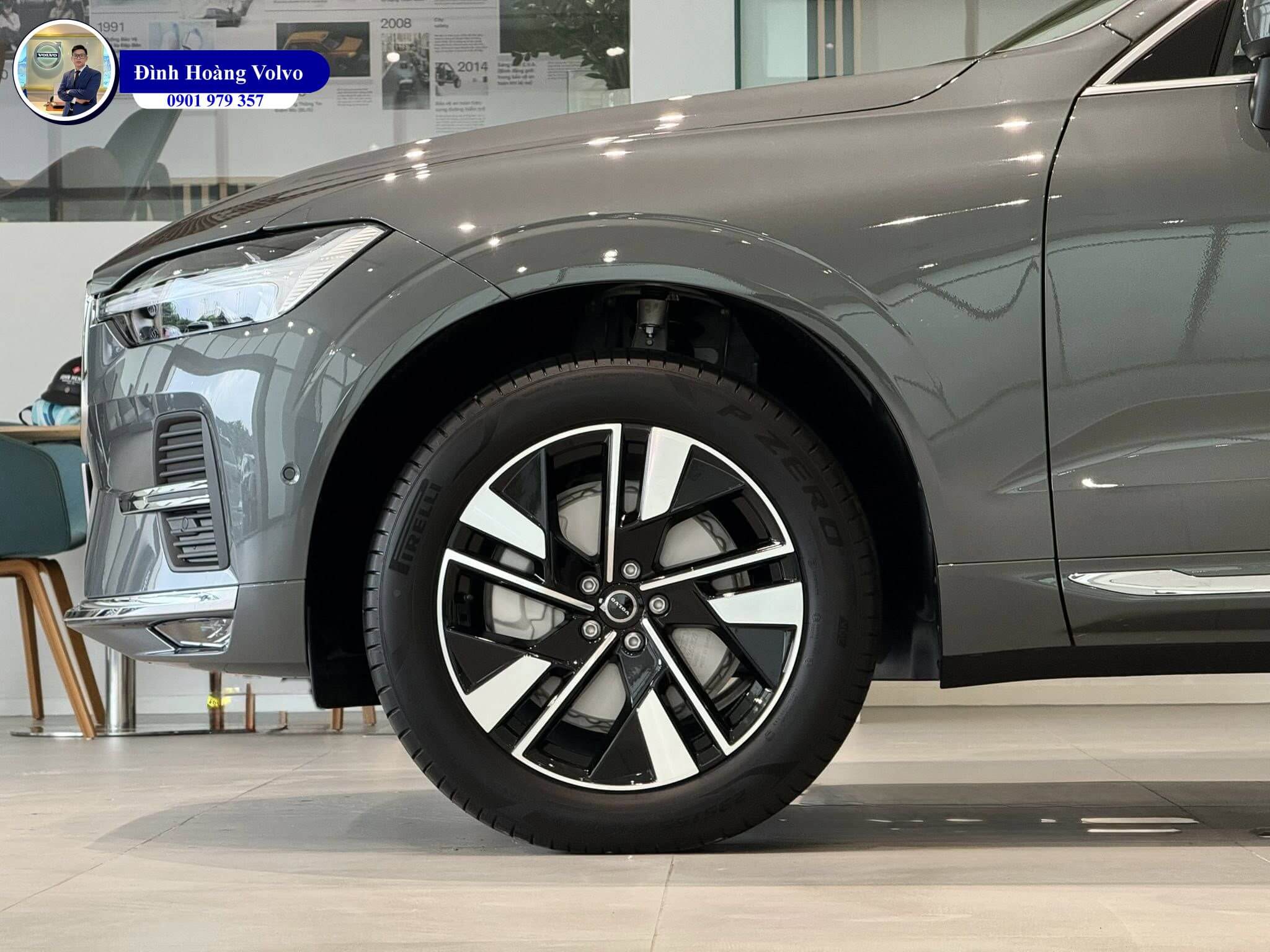 Volvo XC60 2026 màu Xanh Forest Lake Đình Hoàng Volvo Car Đà Nẵng 11 Volvo XC60 2026 màu Xanh Forest Lake Đình Hoàng Volvo Car Đà Nẵng 11