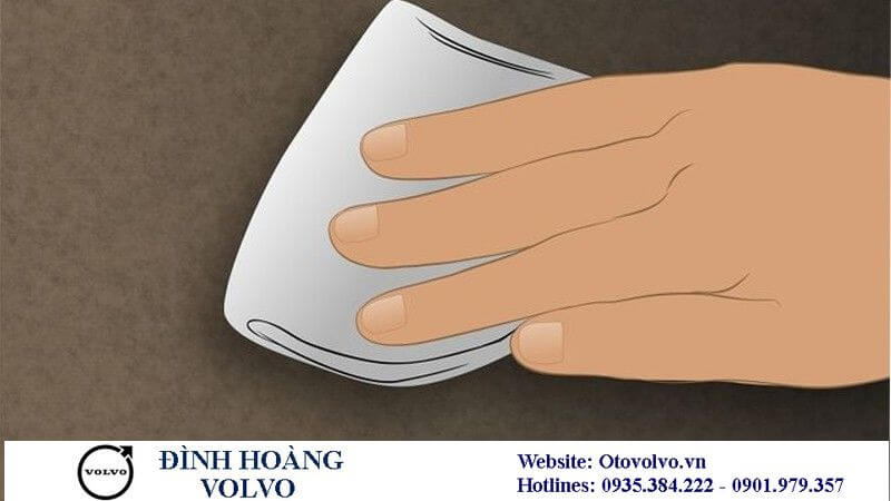 Liệu bạn đã vệ sinh ghế da đúng cách - Đình Hoàng Volvo Car Đà Nẵng