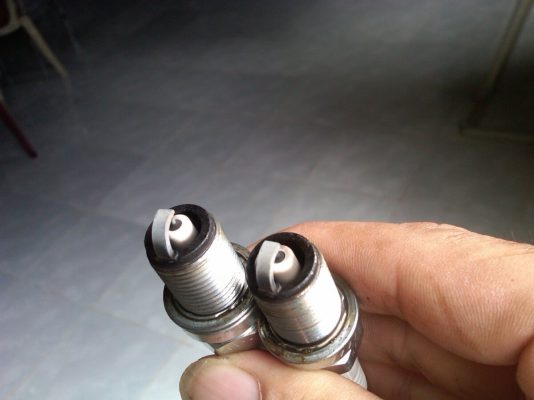 Tự chuẩn đoán tình trạng động cơ thông qua Bugi - Volvo Đà Nẵng