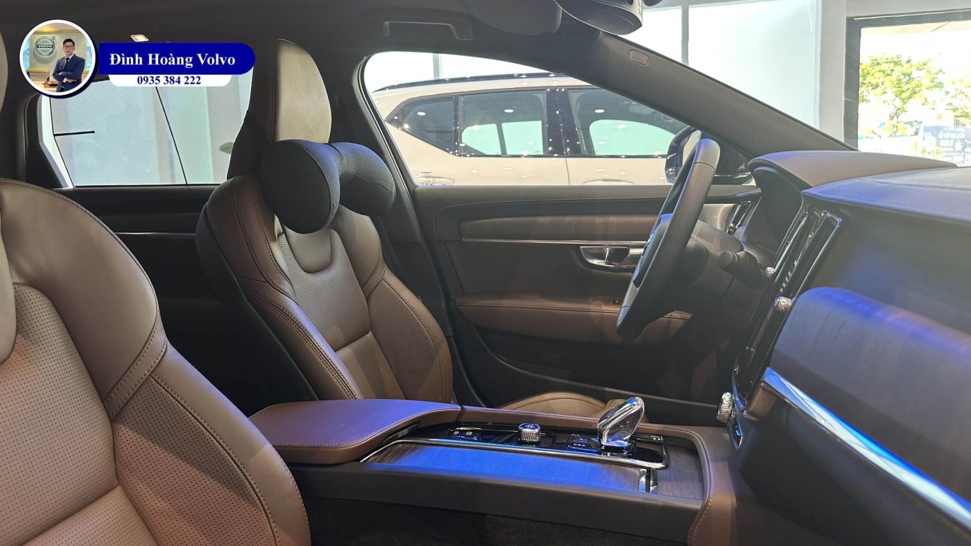 Hình ảnh Volvo S90L Ultimate 2023 Màu đen nội thất nâu tại Đà Nẵng - Đình Hoàng Volvo