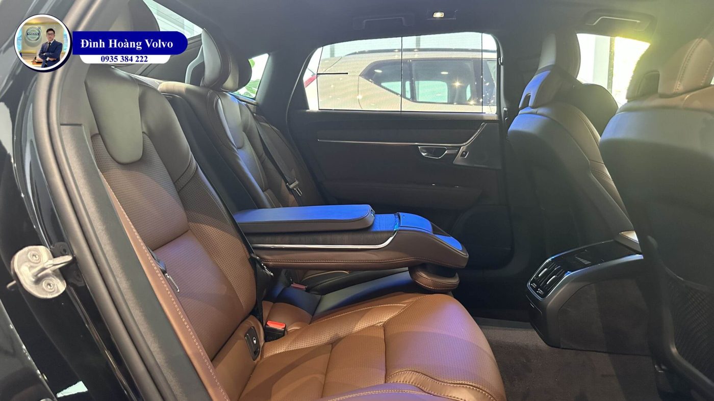 Hình ảnh Volvo S90L Ultimate 2023 Màu đen nội thất nâu tại Đà Nẵng - Đình Hoàng Volvo