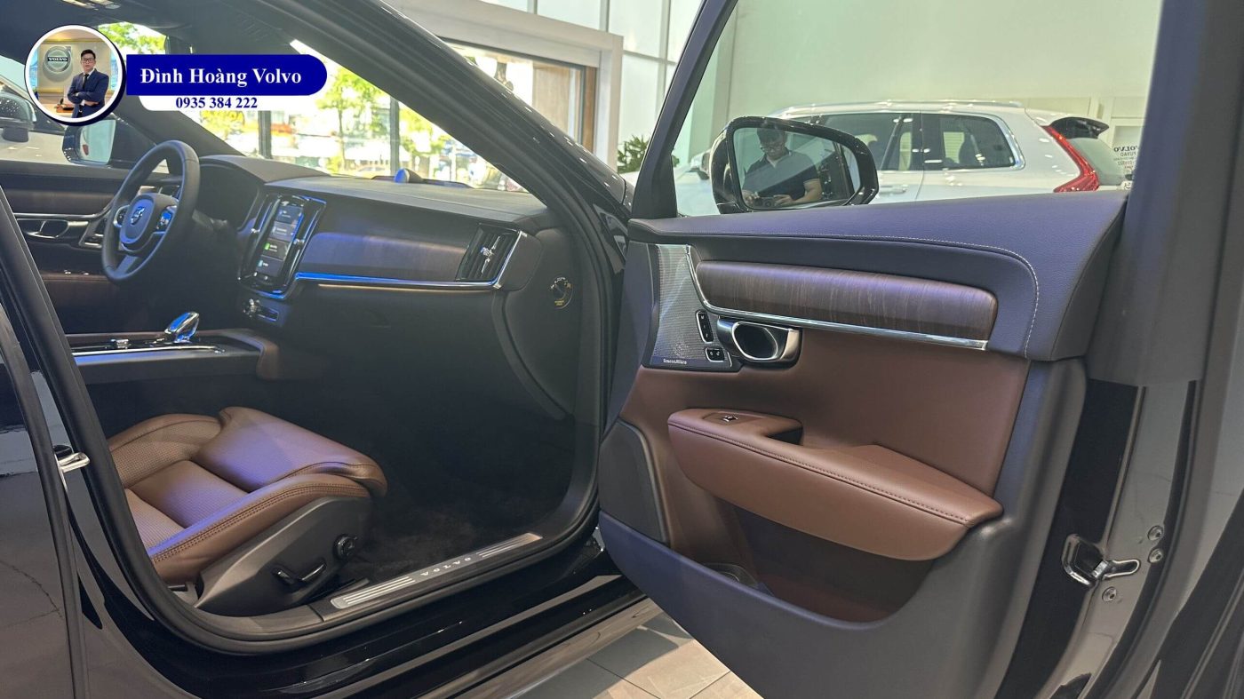 Hình ảnh Volvo S90L Ultimate 2023 Màu đen nội thất nâu tại Đà Nẵng - Đình Hoàng Volvo