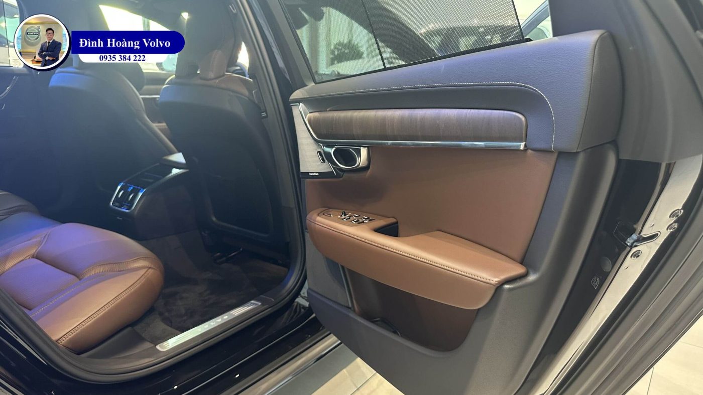 Hình ảnh Volvo S90L Ultimate 2023 Màu đen nội thất nâu tại Đà Nẵng - Đình Hoàng Volvo