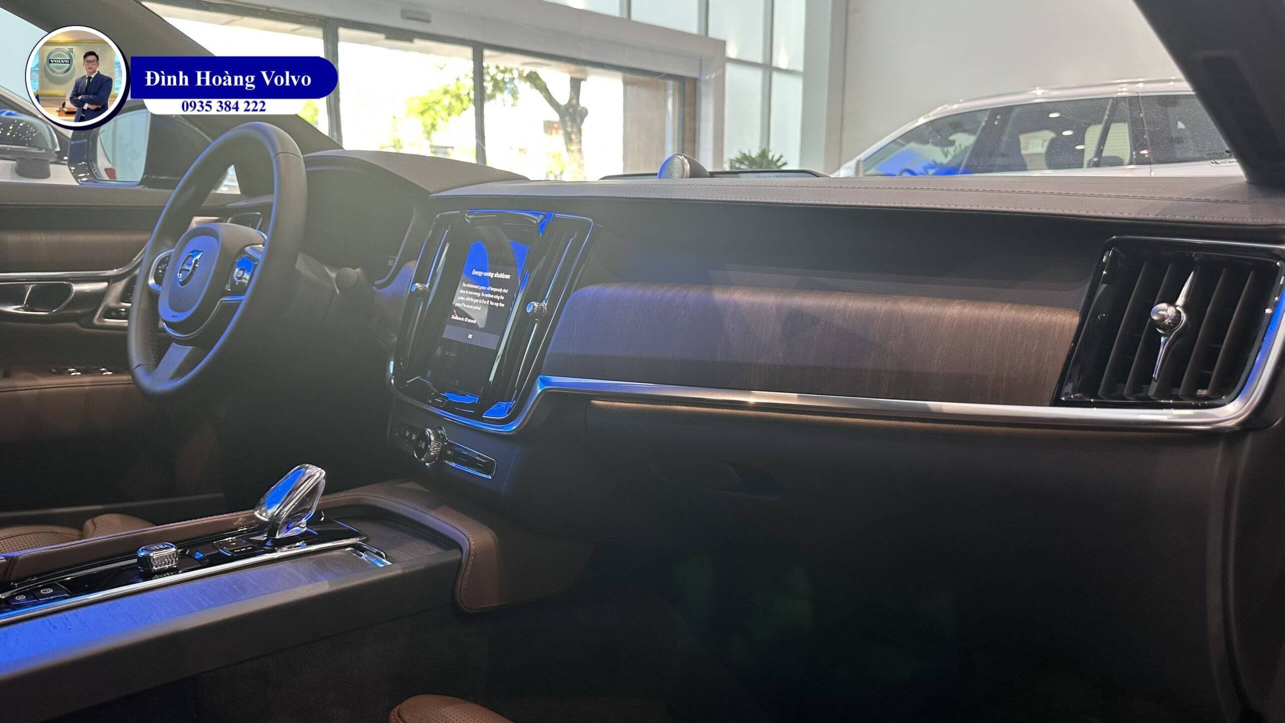Hình ảnh Volvo S90L Ultimate 2023 Màu đen nội thất nâu tại Đà Nẵng - Đình Hoàng Volvo