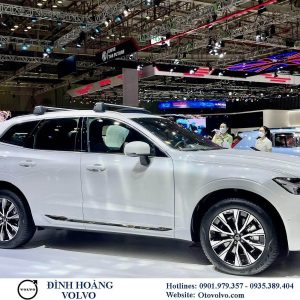 Hình ảnh Volvo XC60 B6 Ultimate màu trắng 2023 tại Volvo Đà Nẵng