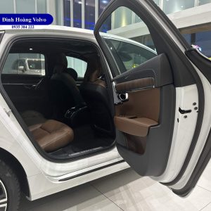Hình ảnh thực tế chi tiết Volvo S90L B6 Ultimate 2023 Màu Trắng nội thất nâu tại Đà Nẵng - Đình Hoàng Volvo