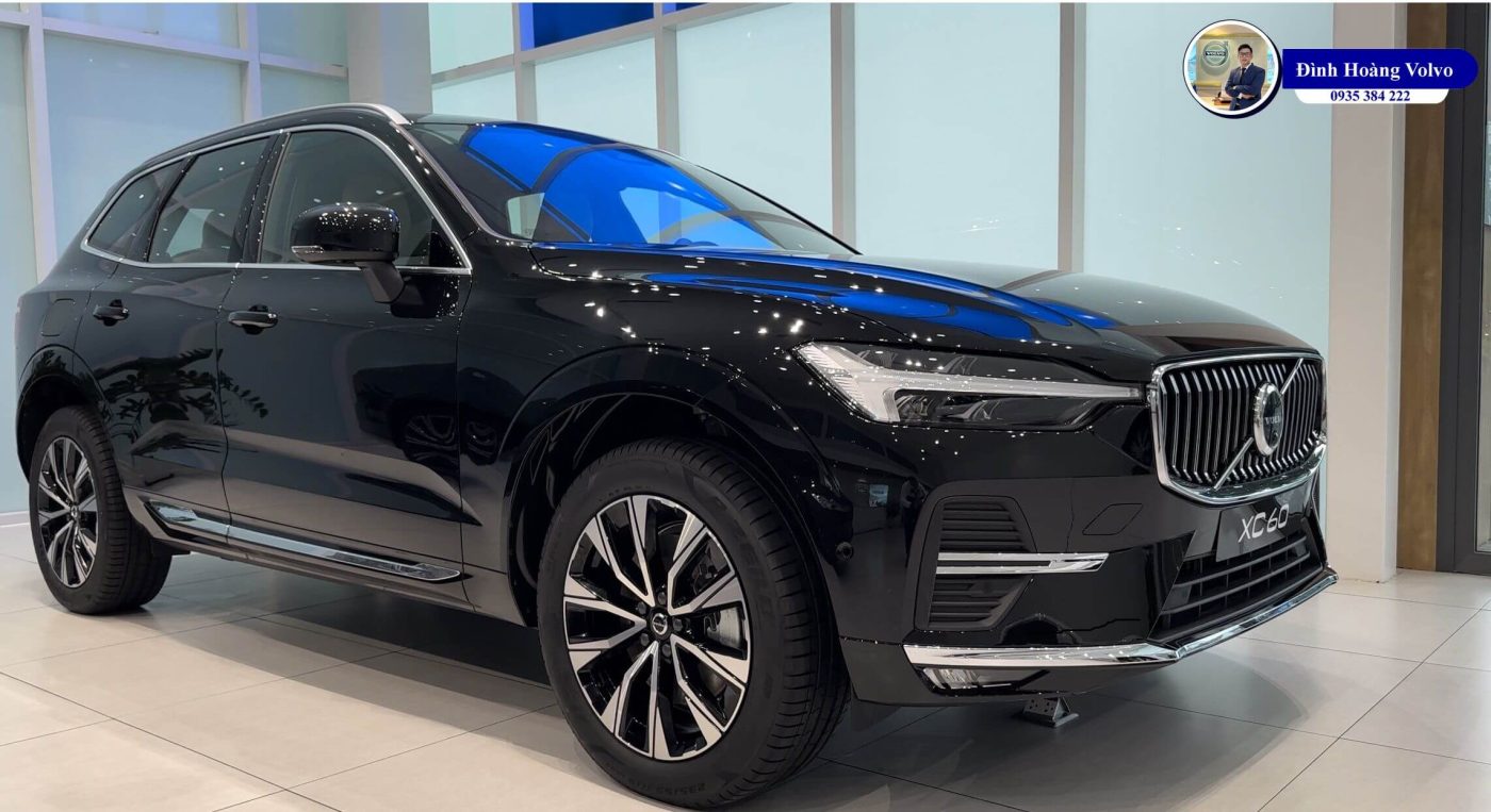 Hình ảnh thực tế chi tiết Volvo XC60 Ultimate 2023 Màu Đen Onyx Black nội thất Nâu Maroon và Vàng Amber tại Đà Nẵng - Đình Hoàng Volvo