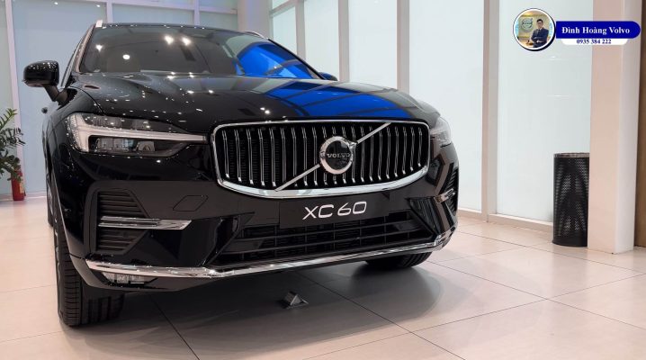 Hình ảnh thực tế chi tiết Volvo XC60 Ultimate 2023 Màu Đen Onyx Black nội thất Nâu Maroon và Vàng Amber tại Đà Nẵng - Đình Hoàng Volvo