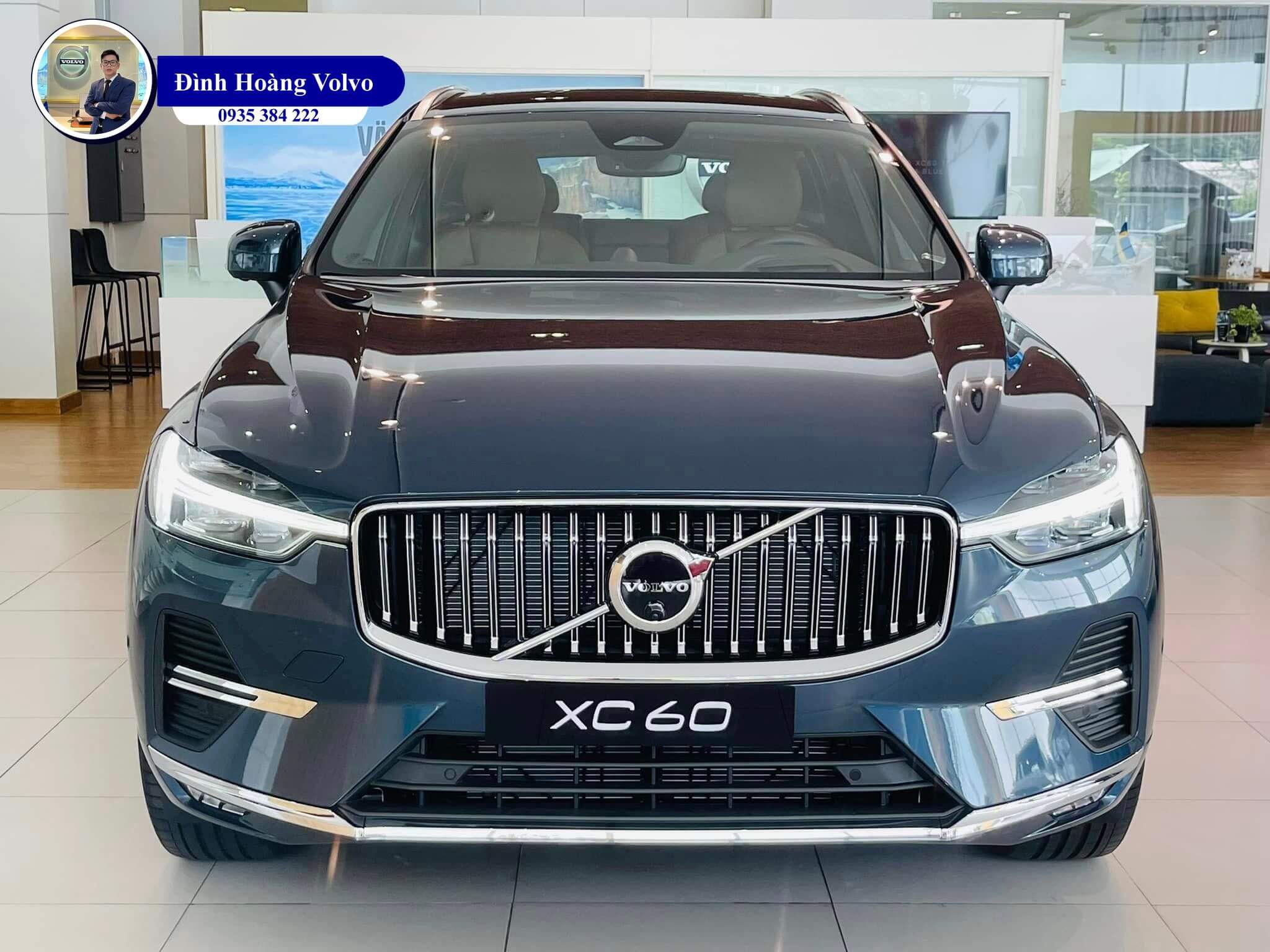 Hình ảnh thực tế chi tiết Volvo XC60 Ultimate 2023 Màu Xanh Denim Blue nội thất Nâu Maroon và Vàng Amber tại Đà Nẵng - Đình Hoàng Volvo