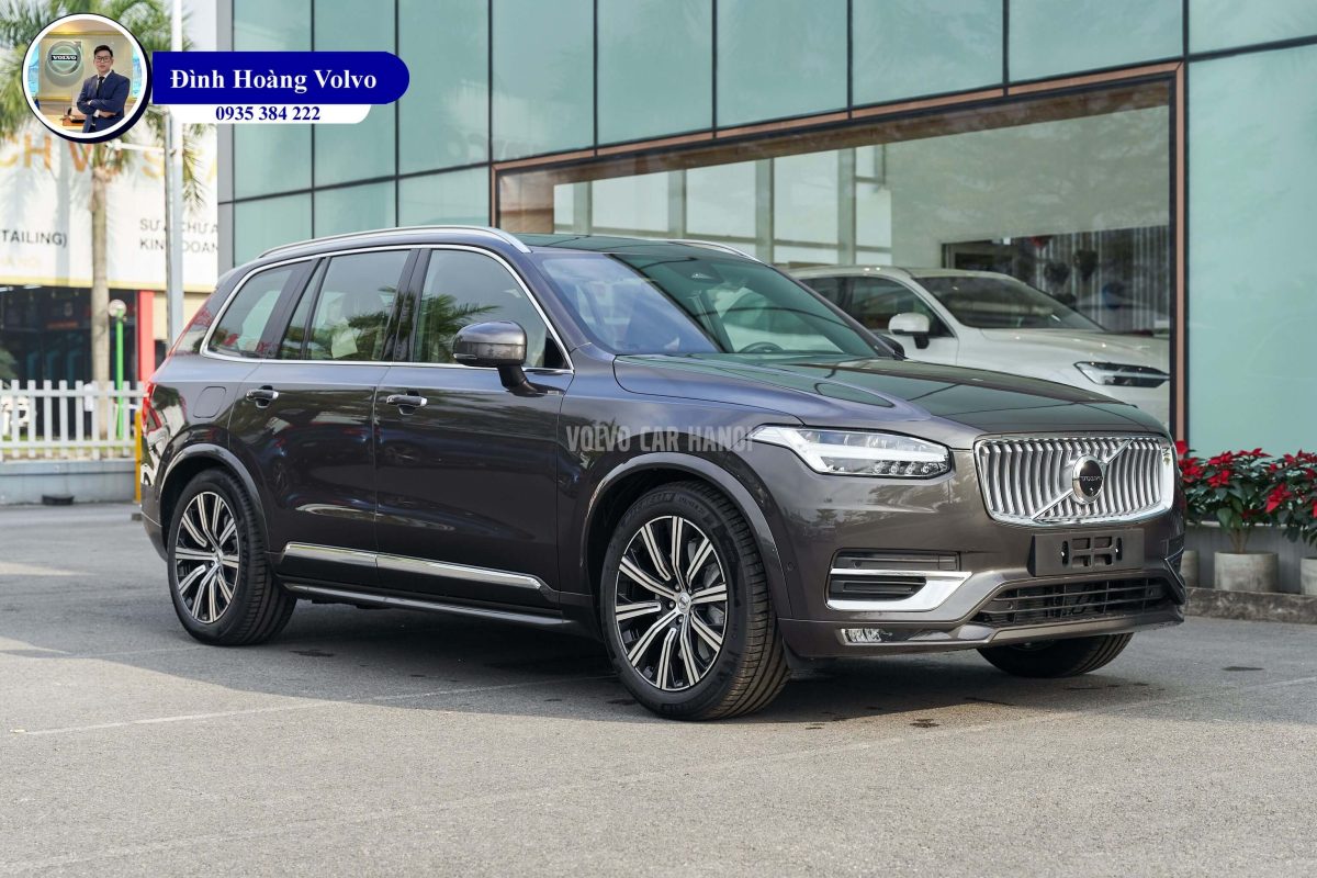 Hình ảnh thực tế chi tiết XC90 B6 Ultimate Màu Xám Nâu Platinum Grey nội thất Nâu Maroon và Vàng Amber - Đình Hoàng Volvo 