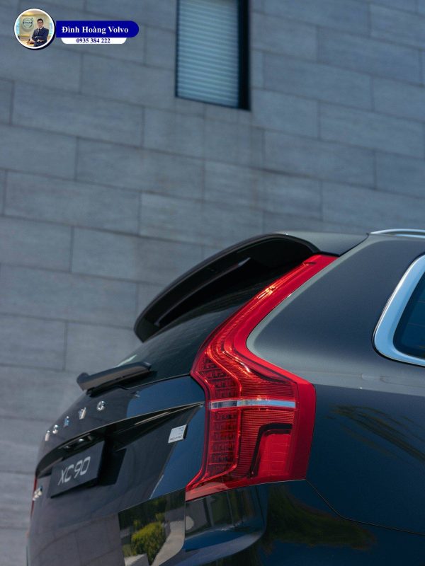 Hình ảnh thực tế chi tiết XC90 B6 Ultimate Màu Xám Nâu Platinum Grey nội thất Nâu Maroon và Vàng Amber - Đình Hoàng Volvo