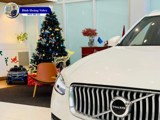 Hình ảnh thực tế chi tiết XC90 B6 Ultimate Trắng Crystal White nội thất Nâu Maroon và Vàng Amber - Đình Hoàng Volvo