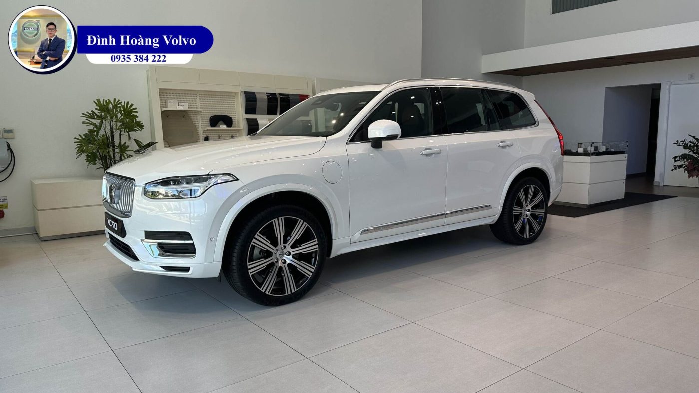 Hình ảnh thực tế chi tiết Volvo XC90 T8 Plug-in Hybrid Ultra 2023 Màu Trắng Nội thất Nâu tại Đà Nẵng - Đình Hoàng Volvo