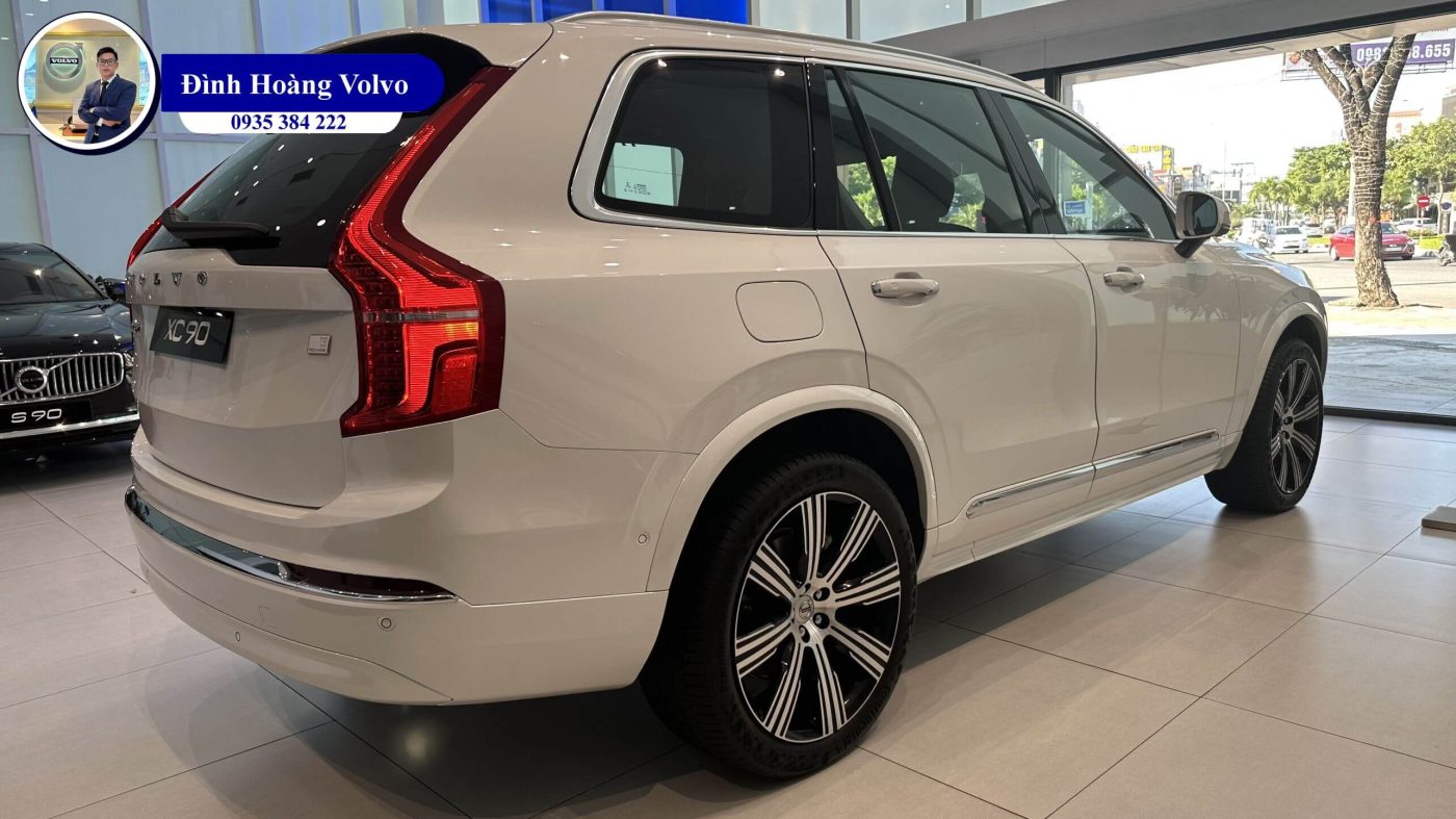 Hình ảnh thực tế chi tiết Volvo XC90 T8 Plug-in Hybrid Ultra 2023 Màu Trắng Nội thất Nâu tại Đà Nẵng - Đình Hoàng Volvo
