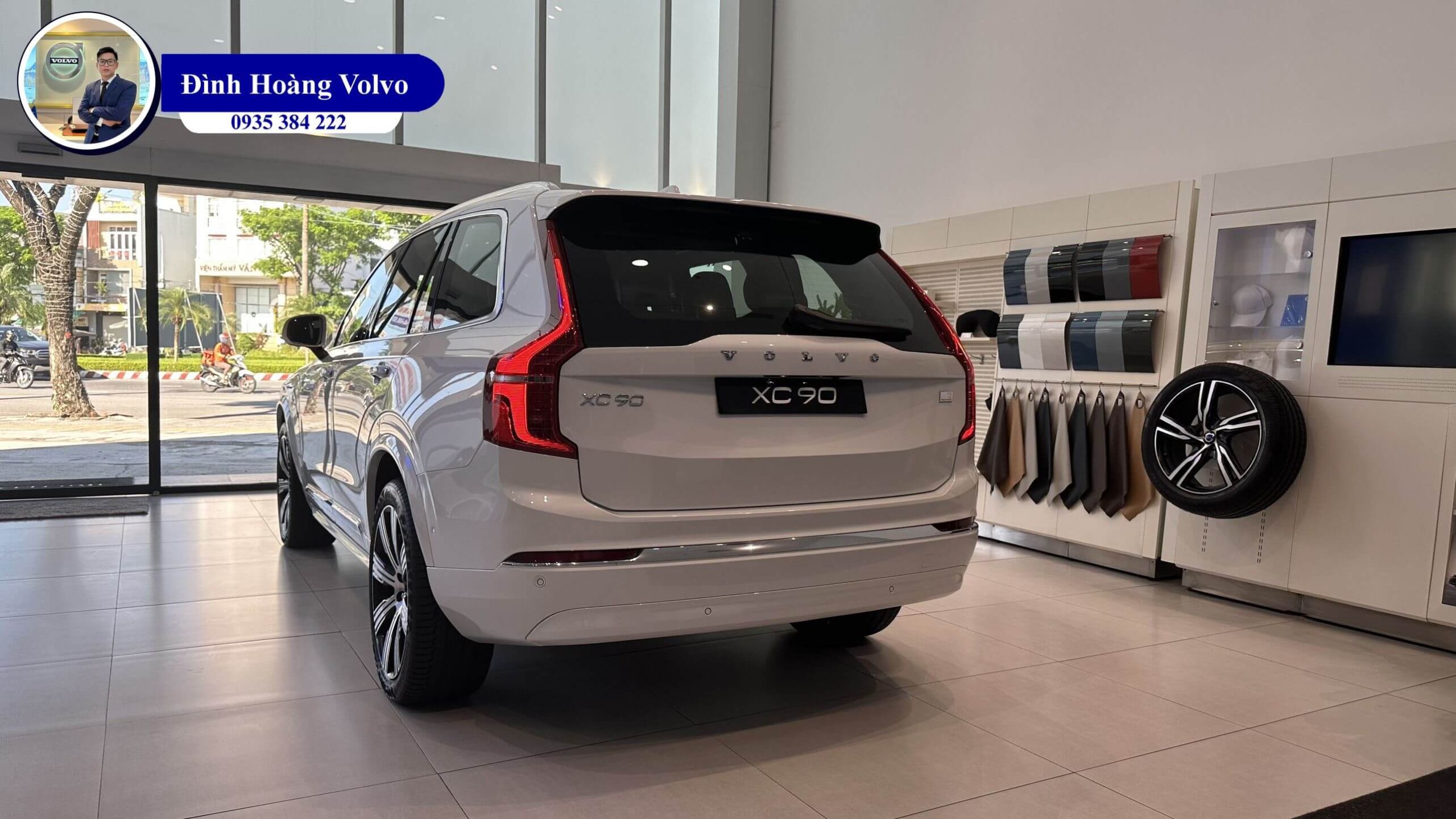 Hình ảnh thực tế chi tiết XC90 T8 Recharge Ultimate 2023 Màu Trắng Nội thất Nâu, Amber tại Đà Nẵng - Đình Hoàng Volvo