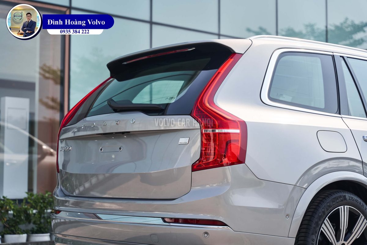Hình ảnh thực tế chi tiết XC90 T8 Plug-in Hybrid Ultra Màu Bạc Sliver Dawn nội thất Nâu Maroon và Vàng Amber - Đình Hoàng Volvo