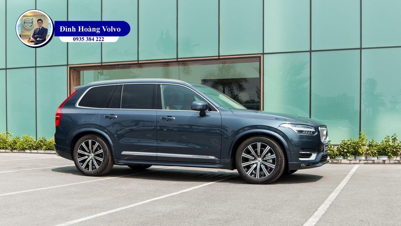 Hình ảnh thực tế chi tiết XC90 B6 Ultimate Màu Xanh Denim Blue nội thất Nâu Maroon và Vàng Amber - Đình Hoàng Volvo
