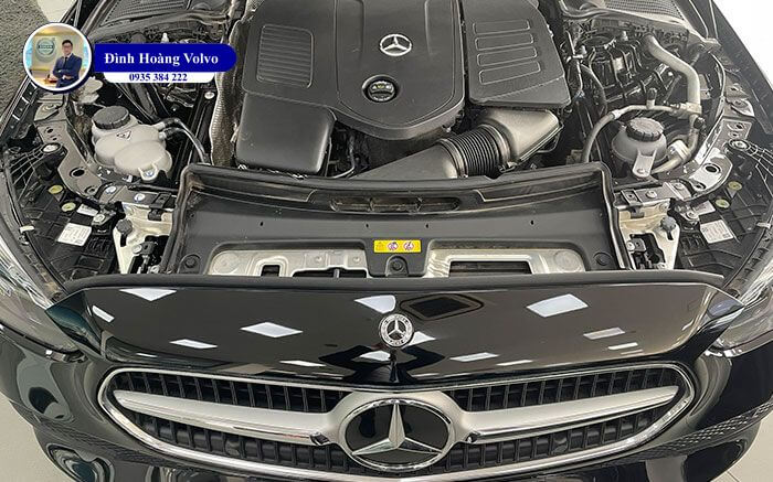 So sánh Volvo S90L Ultimate và Mercedes C-Class C200, C300 2023 - Đình Hoàng Volvo