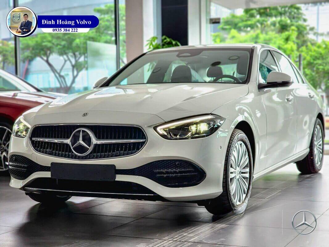 So sánh Volvo S90L Ultimate và Mercedes C-Class C200, C300 2023 - Đình Hoàng Volvo