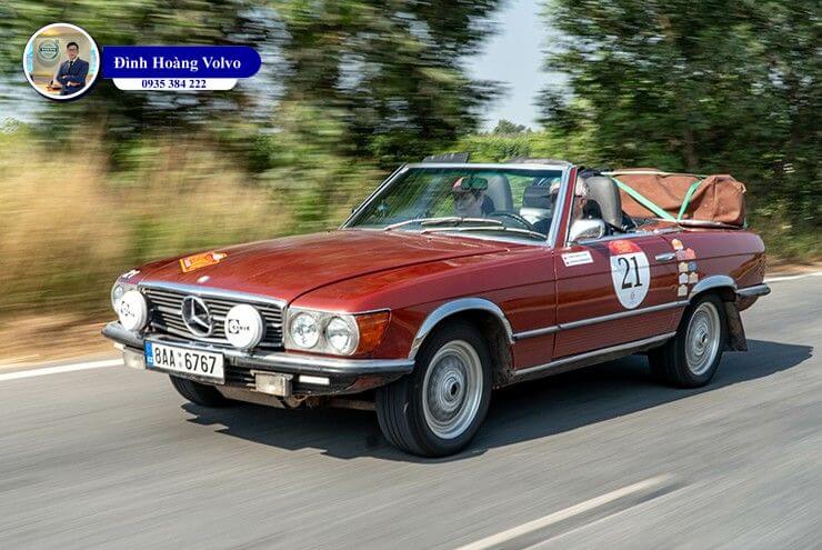 Loạt xe cổ triệu đô tham gia hành trình xuyên Việt - Đình Hoàng Volvo Car Đà Nẵng