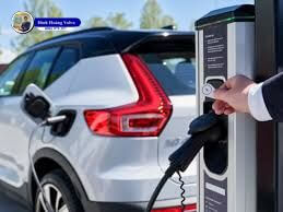 Đi ô tô điện thì có dễ bị sét đánh hơn xe xăng ? - Volvo Đà Nẵng