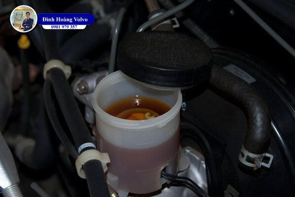 Cách kiểm tra phanh ô tô đơn giản liệu bạn đã biết - Đình Hoàng Volvo Car Đà Nẵng