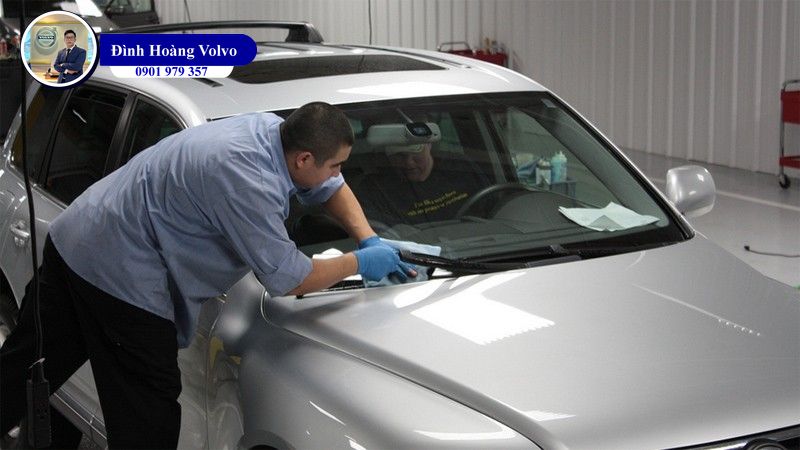 Gạt mưa ô tô hoạt động kém hiệu quả, lý do từ đâu - Volvo Car Đà Nẵng