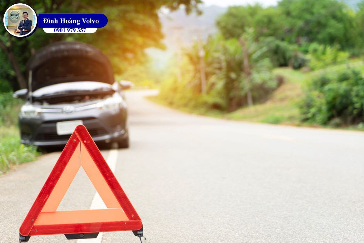 Gọi cứu hộ xe ô tô và những lưu ý nên nhớ - Đình Hoàng Volvo Car Đà Nẵng