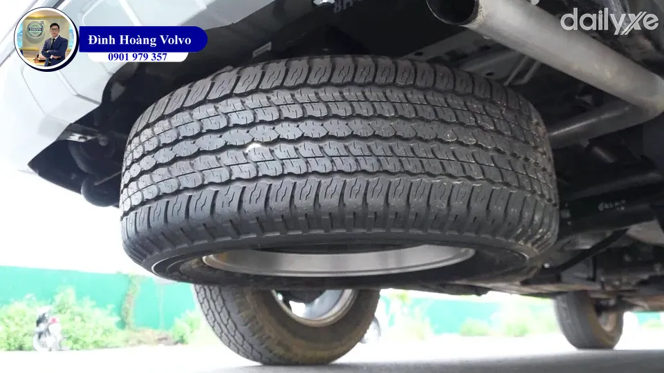Lốp dự phòng là gì Tại sao lốp dự phòng nhỏ hơn lốp chính - Đình Hoàng Volvo Car Đà Nẵng