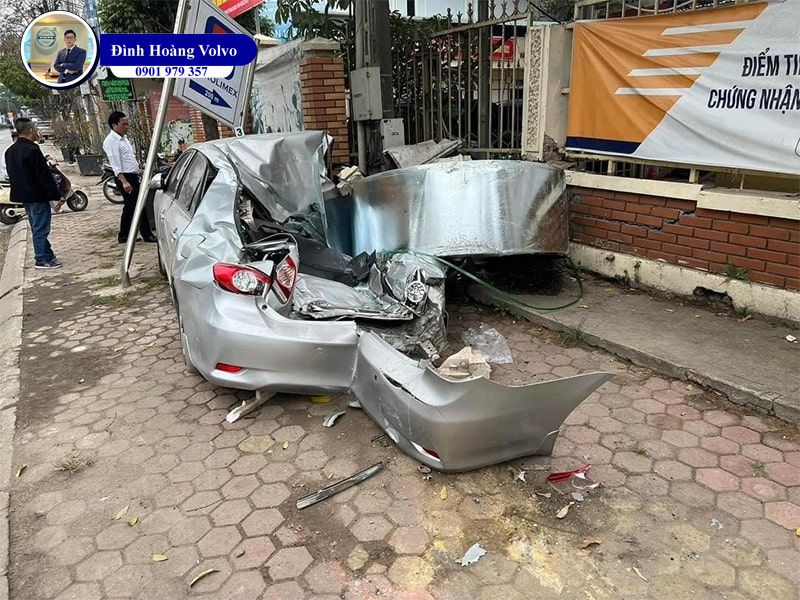 Ô tô chở hàng cồng kềnh phạt bao nhiêu Cập nhật mới nhất - Đình Hoàng Volvo Car Đà Nẵng