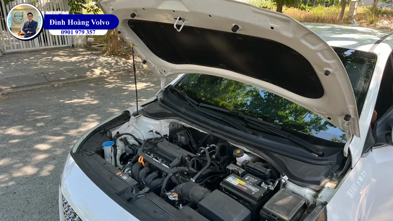 Đóng nắp ca-pô ô tô sao cho đúng - Đình Hoàng Volvo Car Đà Nẵng