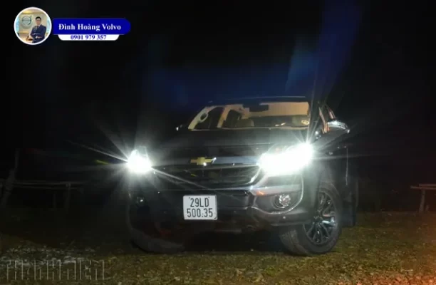 Lái ô tô ban đêm không bật đèn bị phạt thế nào - Đình Hoàng Volvo Car Đà Nẵng