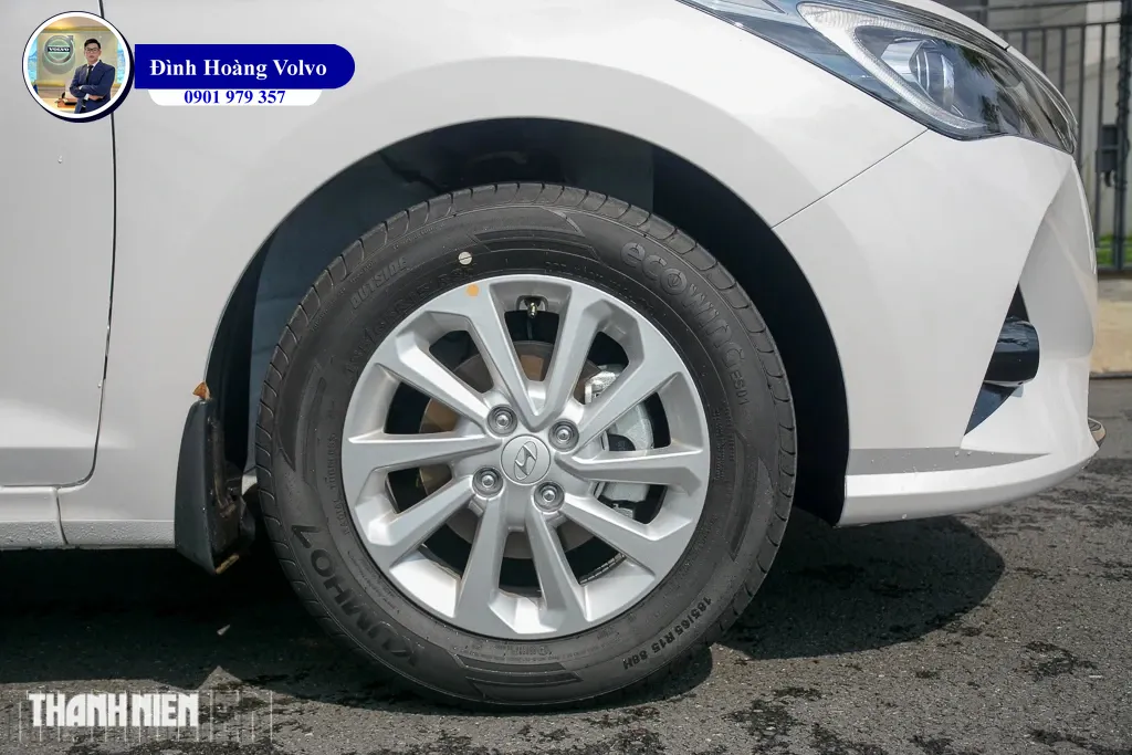 Lái ô tô trên cao tốc giữa trời nắng gắt Làm sao để tránh nổ lốp - Đình Hoàng Volvo Car Đà Nẵng