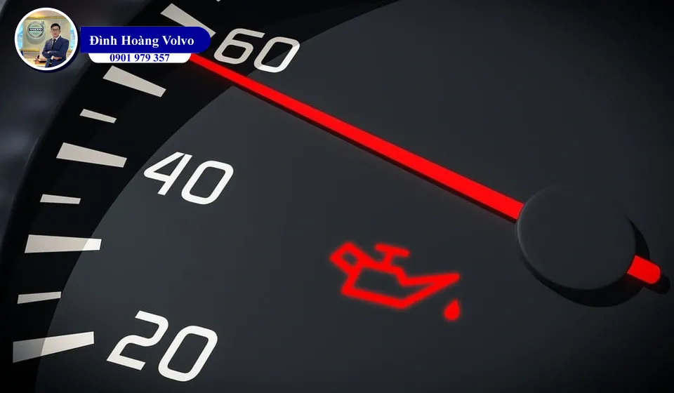 Lười thay dầu xe, bên trong động cơ trông kinh khủng như thế này - Đình Hoàng Volvo Đà Nẵng (1)