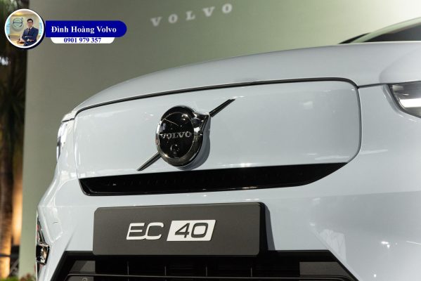Hình ảnh thực tế chi tiết Volvo EC40 Ultra 2025 Màu Xanh Dương Cloud Blue nội thất Đen Charcoal Leather - Đình Hoàng Volvo Car Đà Nẵng
