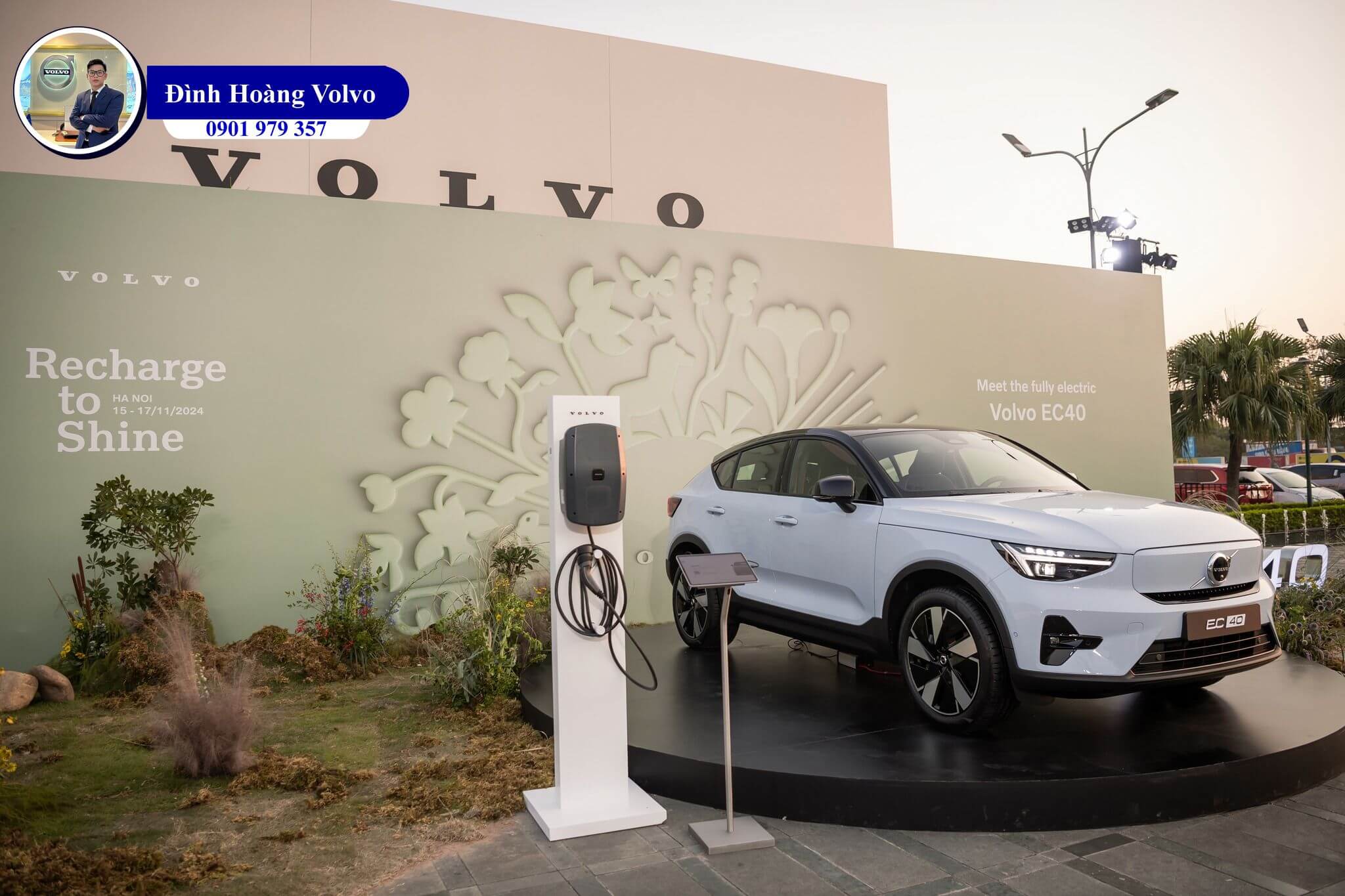 Hình ảnh thực tế chi tiết Volvo EC40 Ultra 2025 Màu Xanh Dương Cloud Blue nội thất Đen Charcoal Leather - Đình Hoàng Volvo Car Đà Nẵng