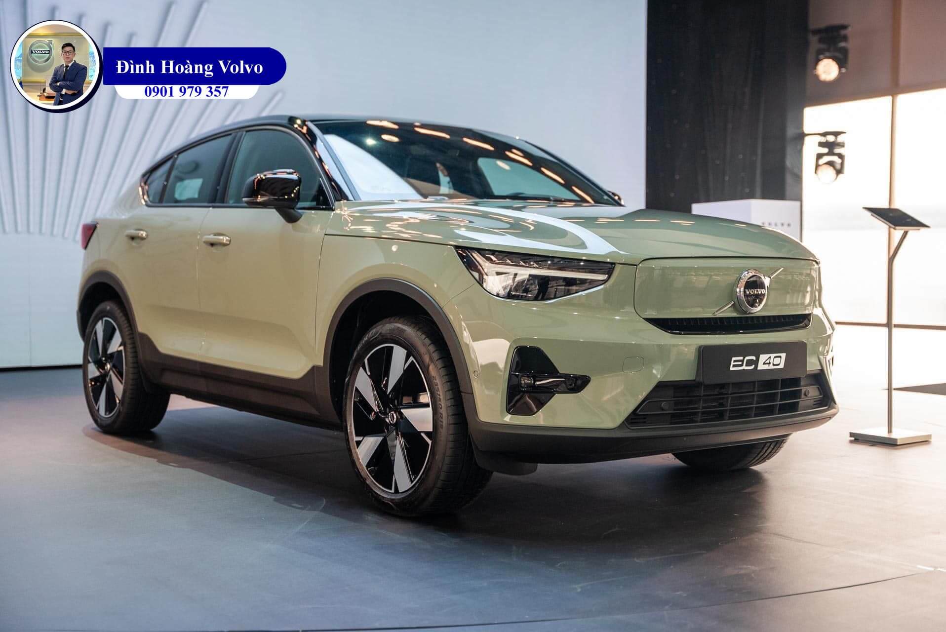 Hình ảnh thực tế chi tiết Volvo EC40 Ultra 2025 Màu Xanh Rêu Sage Green nội thất Đen Charcoal Leather - Đình Hoàng Volvo Car Đà Nẵng (16) Hình ảnh thực tế chi tiết Volvo EC40 Ultra 2025 Màu Xanh Rêu Sage Green nội thất Đen Charcoal Leather - Đình Hoàng Volvo Car Đà Nẵng