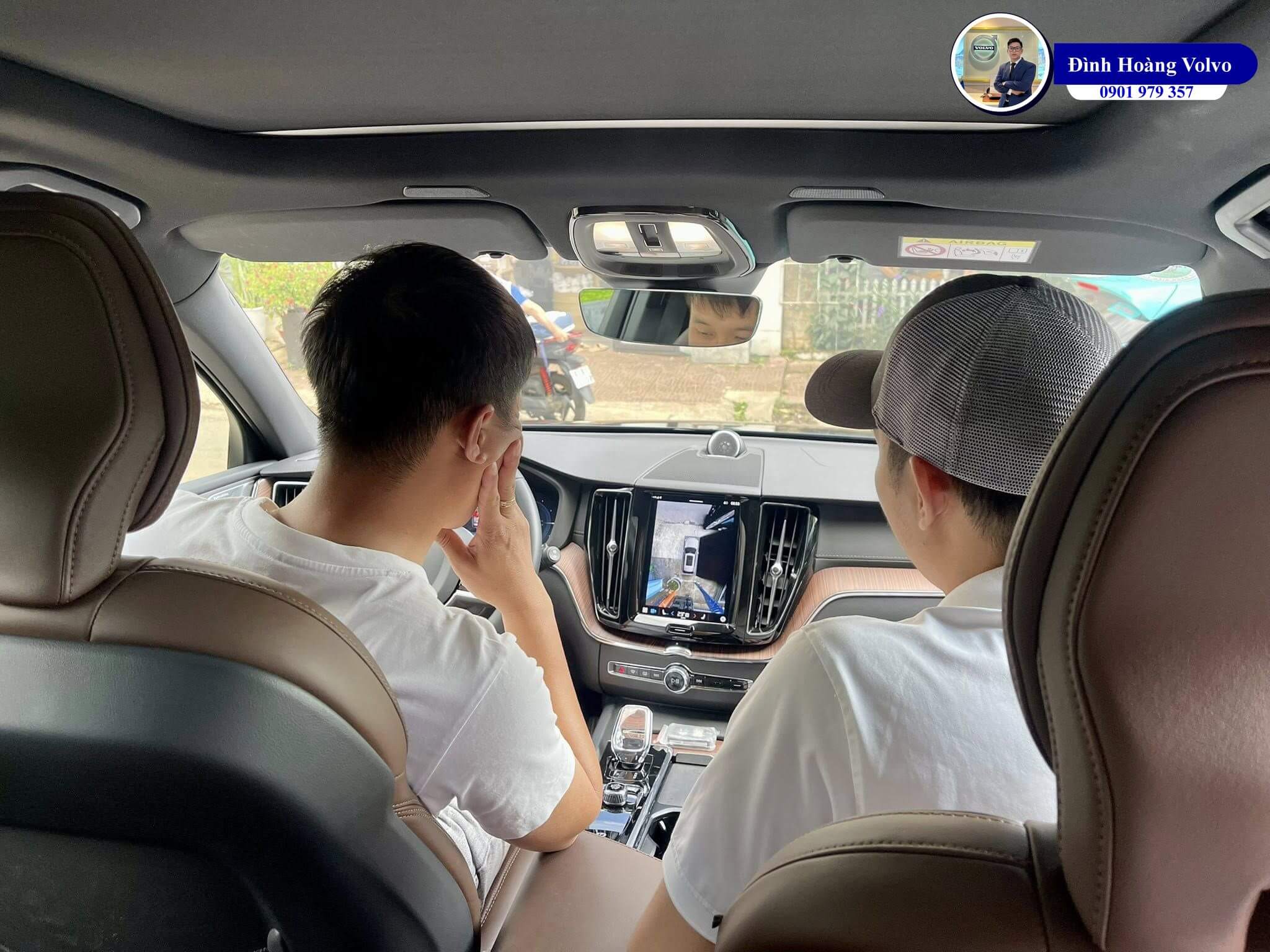 Volvo Pleiku Gia Lai Lái Thử & Trải Nghiệm Hãng Xe An Toàn Hàng Đầu Đình Hoàng Volvo Car Đà Nẵngjpg (2) Volvo Pleiku Gia Lai Lái Thử & Trải Nghiệm Hãng Xe An Toàn Hàng Đầu Đình Hoàng Volvo Car Đà Nẵngjpg (2)