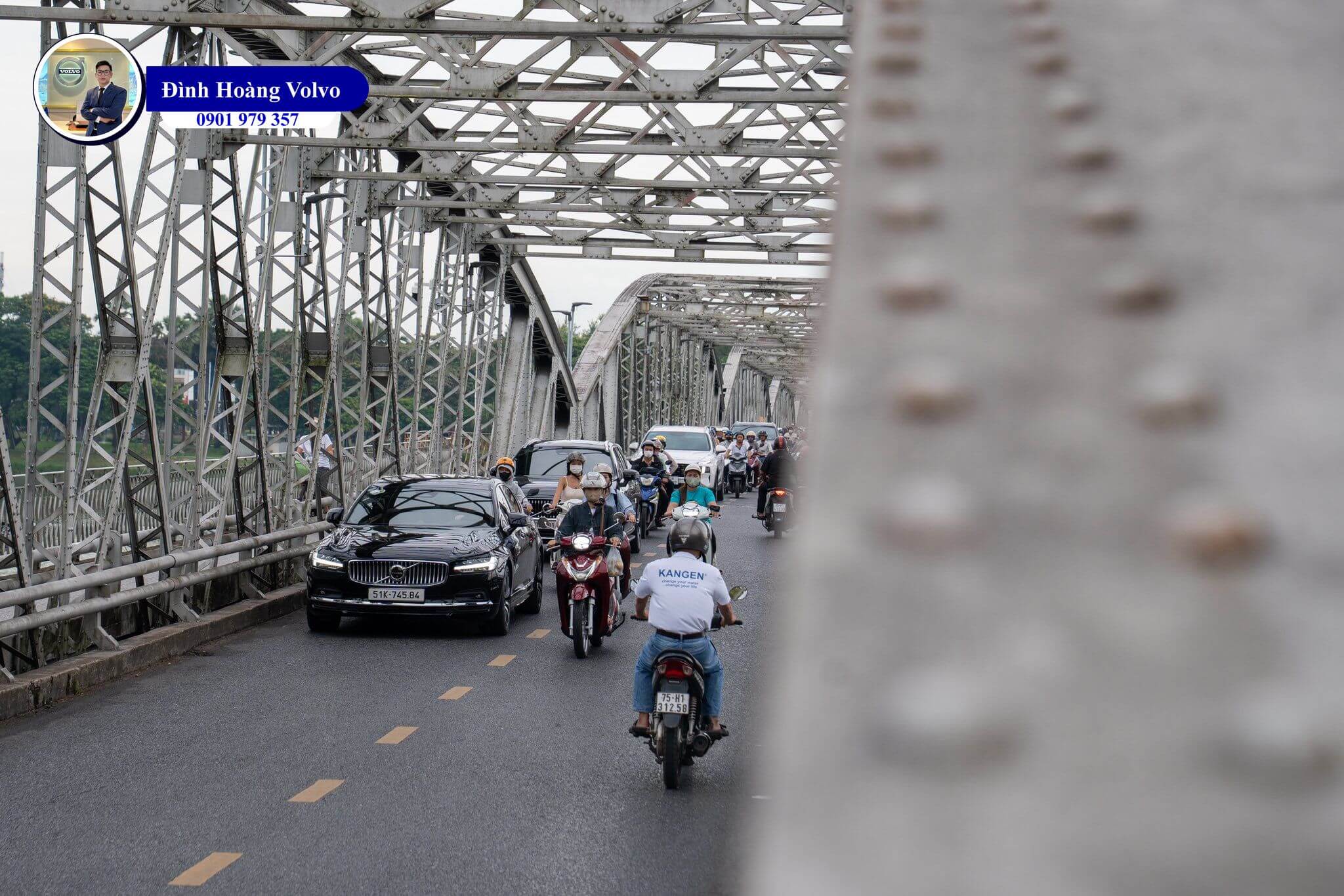 Hình ảnh minh hoạ Đình Hoàng Volvo Car Đà Nẵng16 Hình ảnh minh hoạ Đình Hoàng Volvo Car Đà Nẵng16