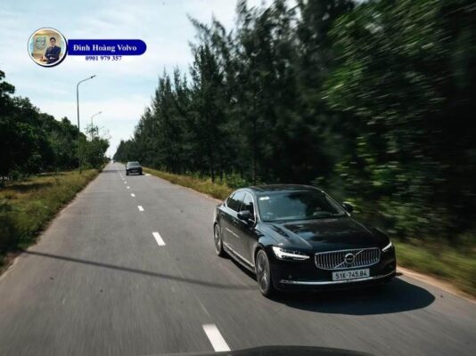 Hình ảnh minh hoạ Đình Hoàng Volvo Car Đà Nẵng4