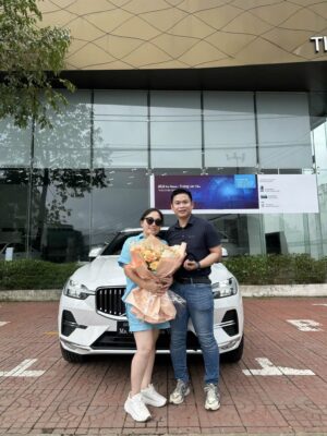 Đình Hoàng Volvo - 0901 979 357