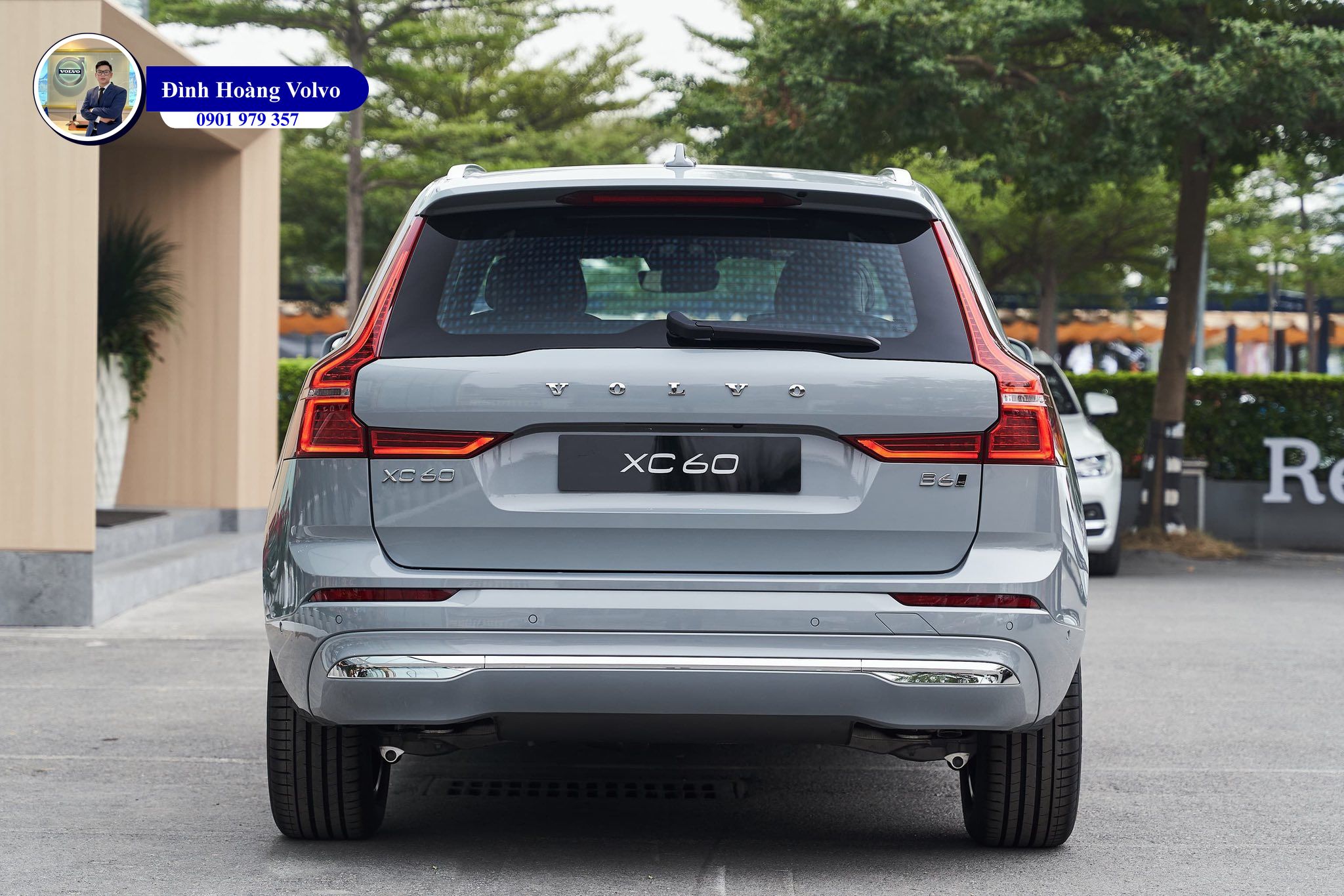 Hình ảnh thực tế chi tiết Volvo XC60 B6 Ultra 2025 Màu Xám Xi Măng Vapour Grey nội thất Nâu - Đình Hoàng Volvo Car Đà Nẵng Hình ảnh thực tế chi tiết Volvo XC60 B6 Ultra 2025 Màu Xám Xi Măng Vapour Grey nội thất Nâu - Đình Hoàng Volvo Car Đà Nẵng