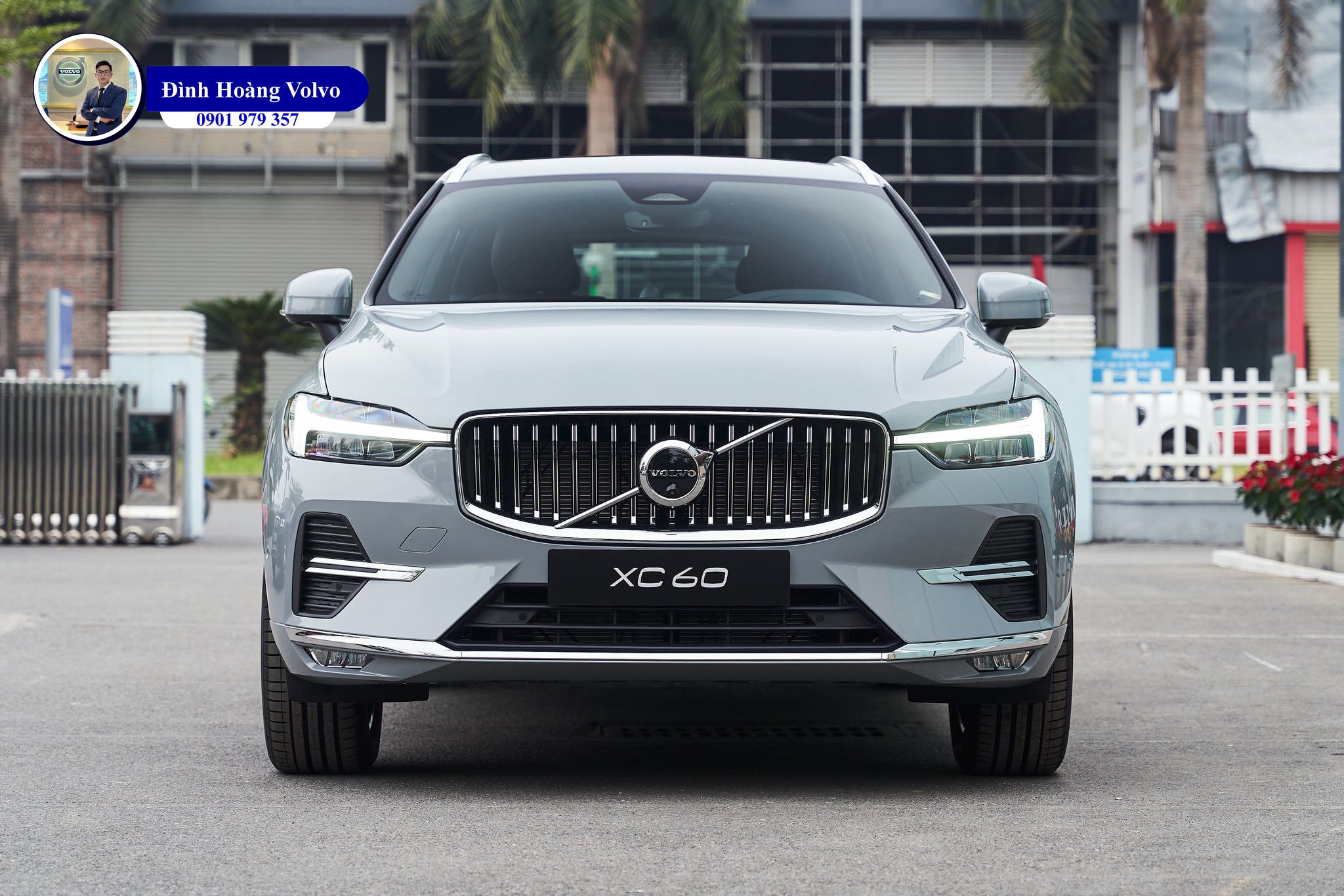 Hình ảnh thực tế chi tiết Volvo XC60 B6 Ultra 2025 Màu Xám Xi Măng Vapour Grey nội thất Nâu - Đình Hoàng Volvo Car Đà Nẵng Hình ảnh thực tế chi tiết Volvo XC60 B6 Ultra 2025 Màu Xám Xi Măng Vapour Grey nội thất Nâu - Đình Hoàng Volvo Car Đà Nẵng