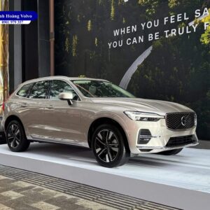 Volvo XC60 B5 Ultra màu Vàng Đồng Bright Dusk 2026 - Đình Hoàng Volvo