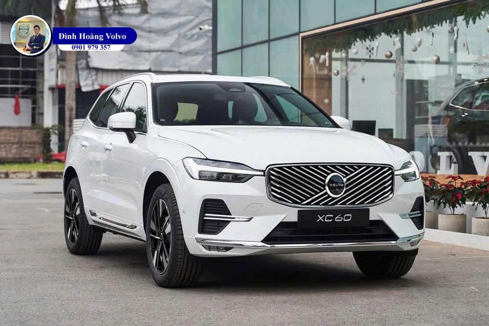 Volvo XC60 B5 Ultra màu Trắng Crystal White 2026 - Đình Hoàng Volvo